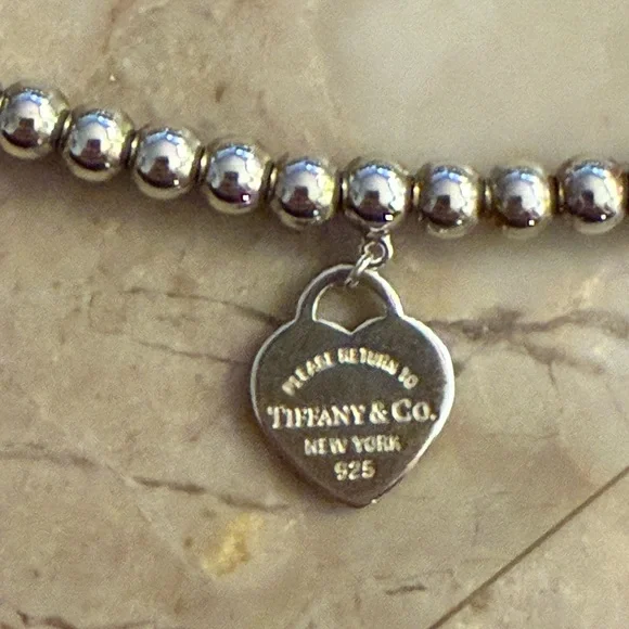 Tiffany & Co. Silver Beaded Bracelet with Heart Charm - Picture 4 of 8